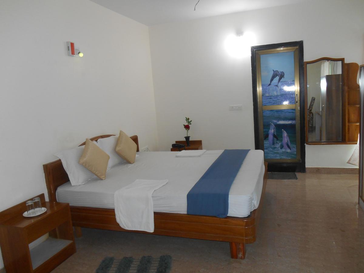 Hotel M J Residency Puri Ngoại thất bức ảnh