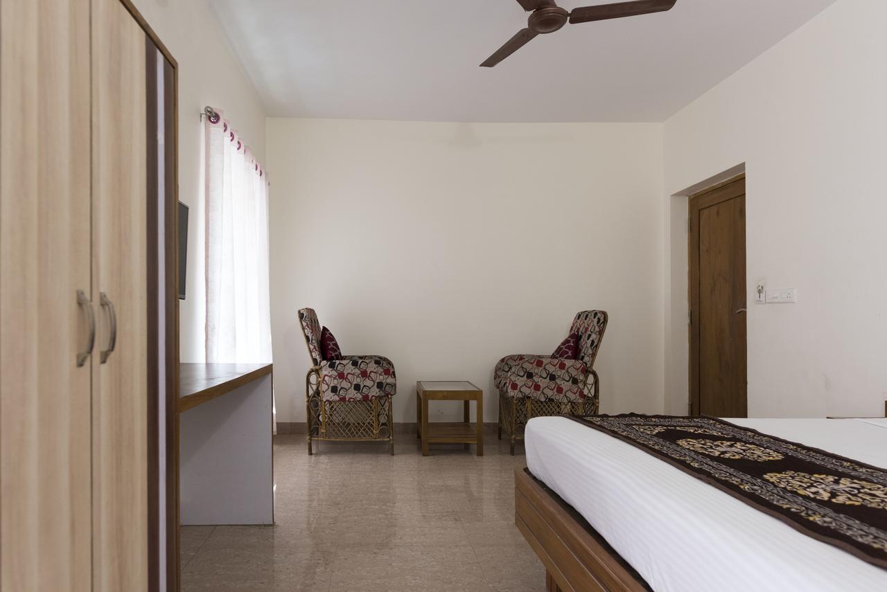 Hotel M J Residency Puri Ngoại thất bức ảnh